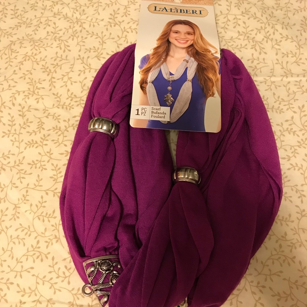Laliberi scarf